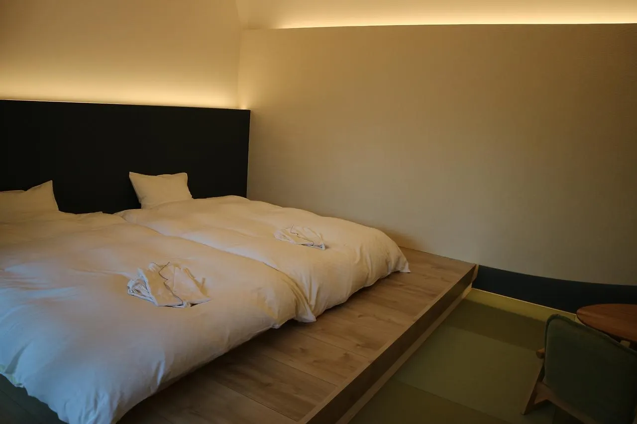 The Hotel Kiyomizu Imperial Palace West Kjóto 3*,  Japonsko