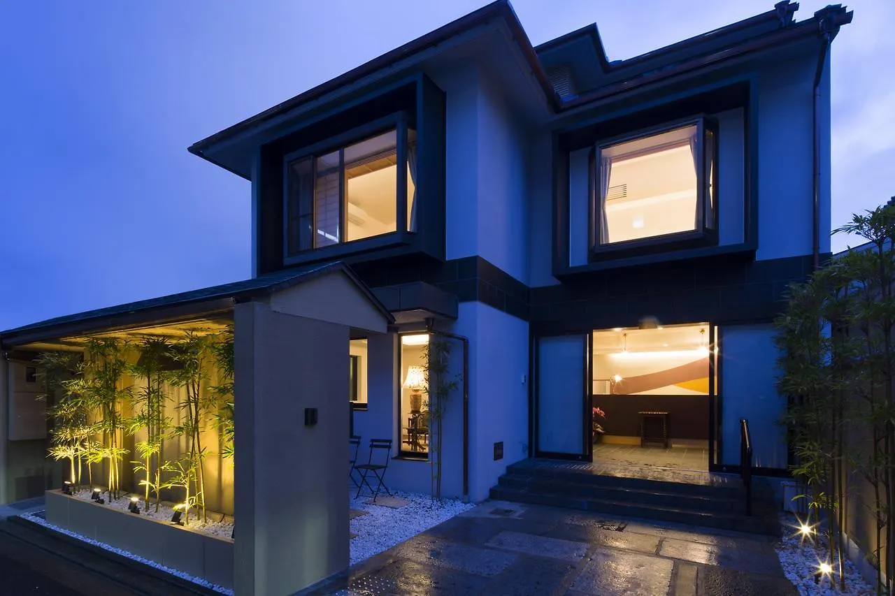 The Hotel Kiyomizu Imperial Palace West 교토